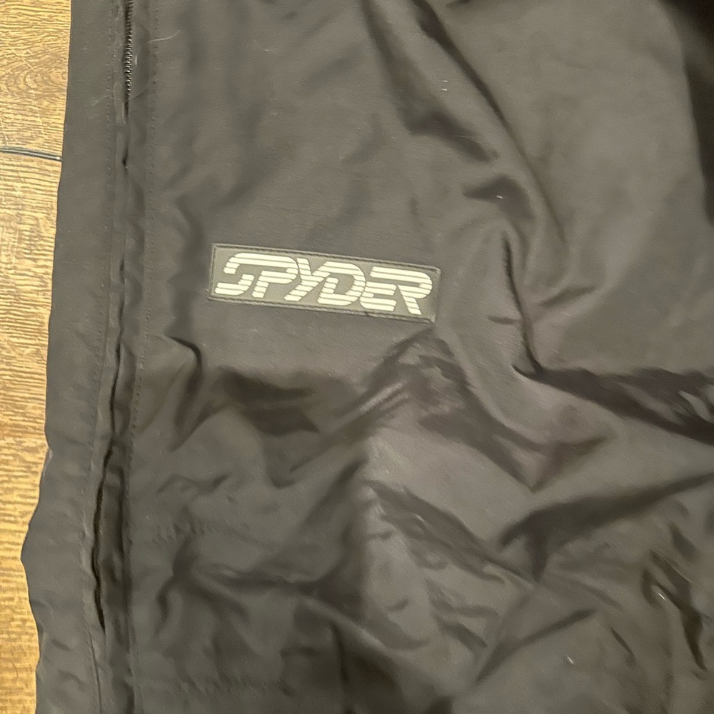 Spyder - Picture 3 of 12